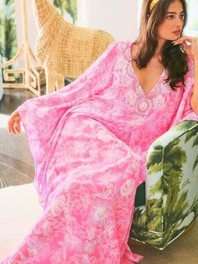 Lilly Pulitzer NWT Mindy Caftan - size 4.